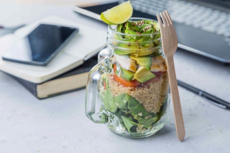 Jar de salade avocat, boulghour